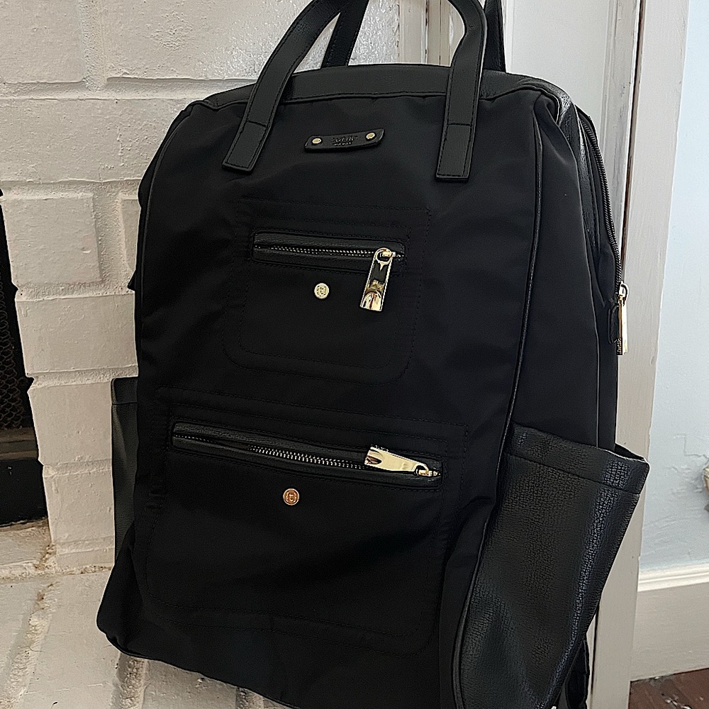 Tutilo New York Full Size Backpack